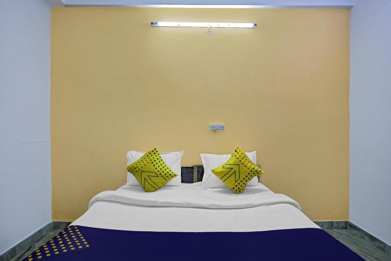 Spot On Raj Hotel Vip Near Worlds Of Wonder Kalkaji Devi Bagian luar foto