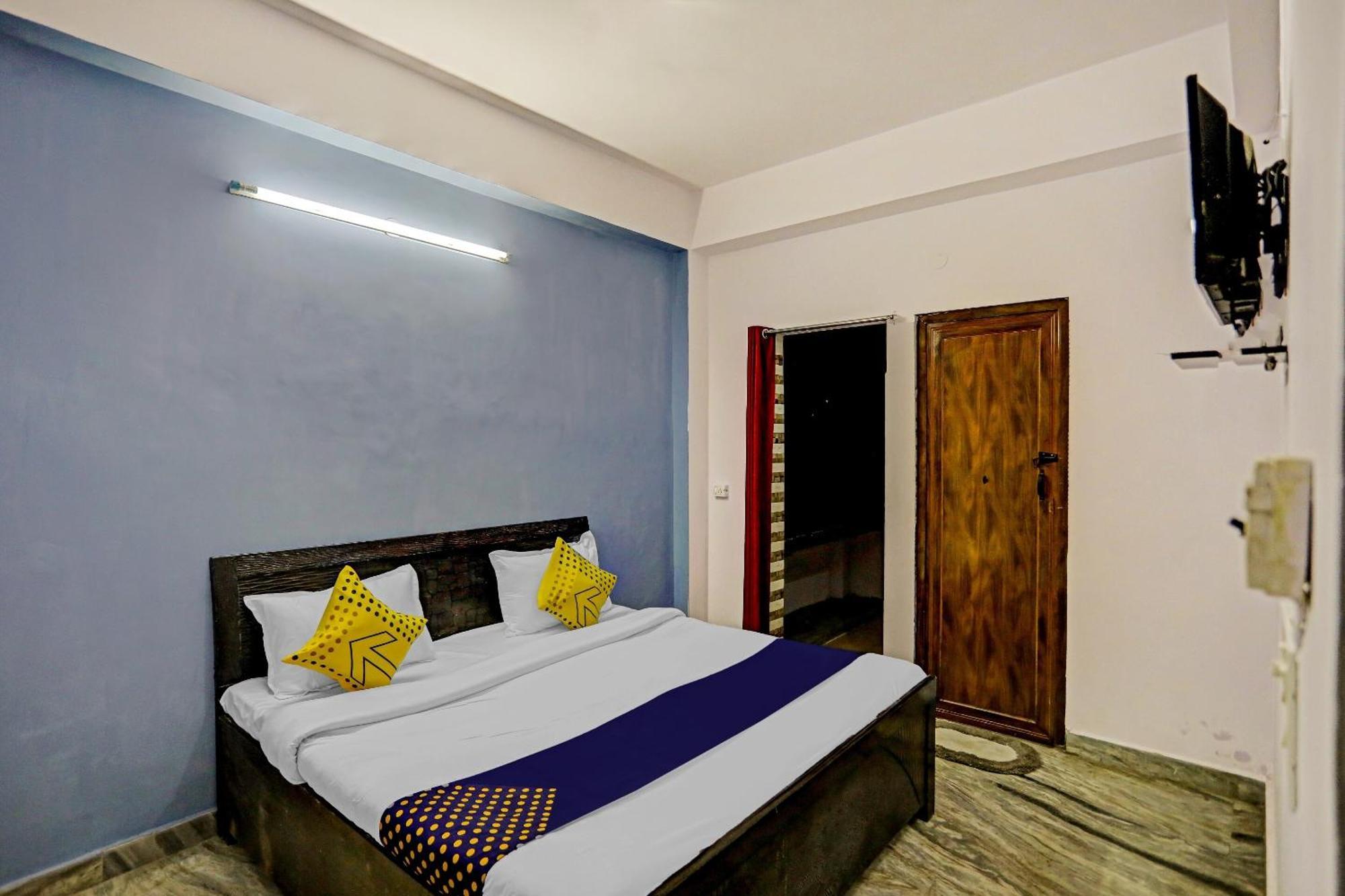 Spot On Raj Hotel Vip Near Worlds Of Wonder Kalkaji Devi Bagian luar foto