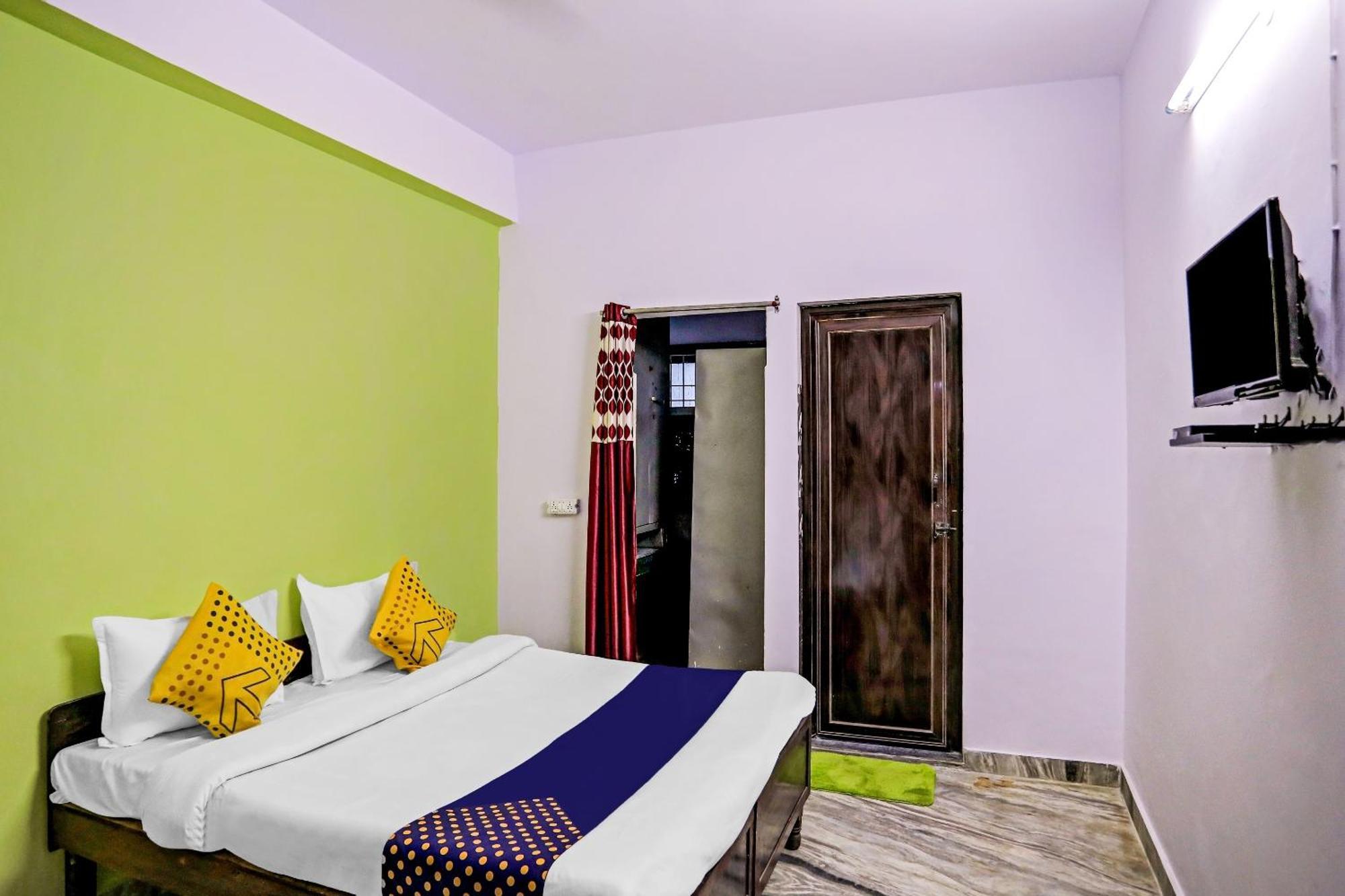 Spot On Raj Hotel Vip Near Worlds Of Wonder Kalkaji Devi Bagian luar foto