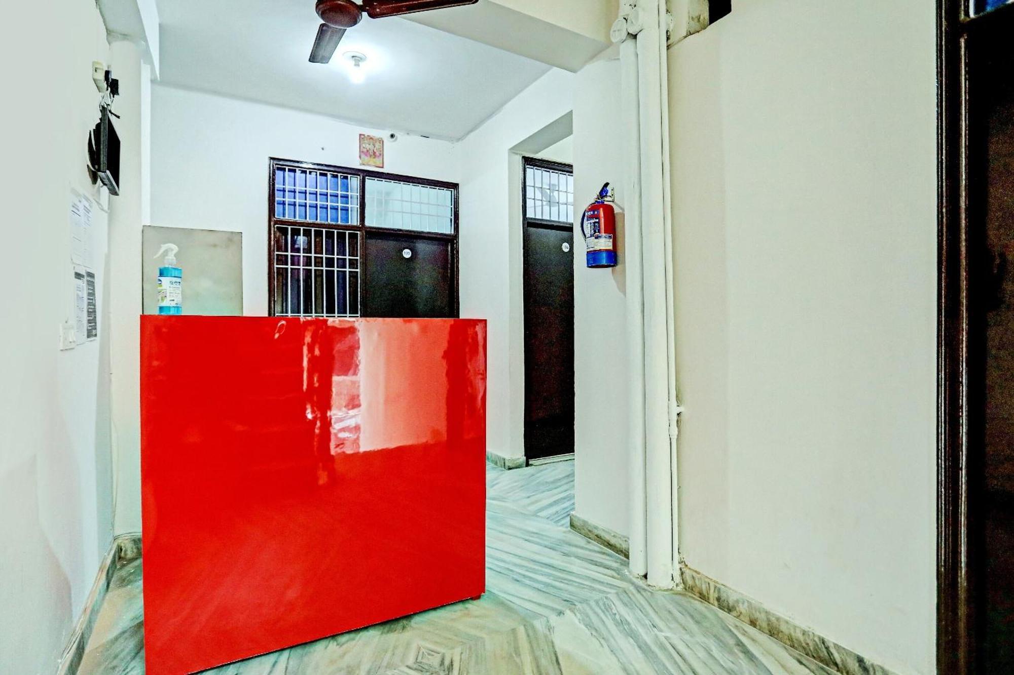 Spot On Raj Hotel Vip Near Worlds Of Wonder Kalkaji Devi Bagian luar foto